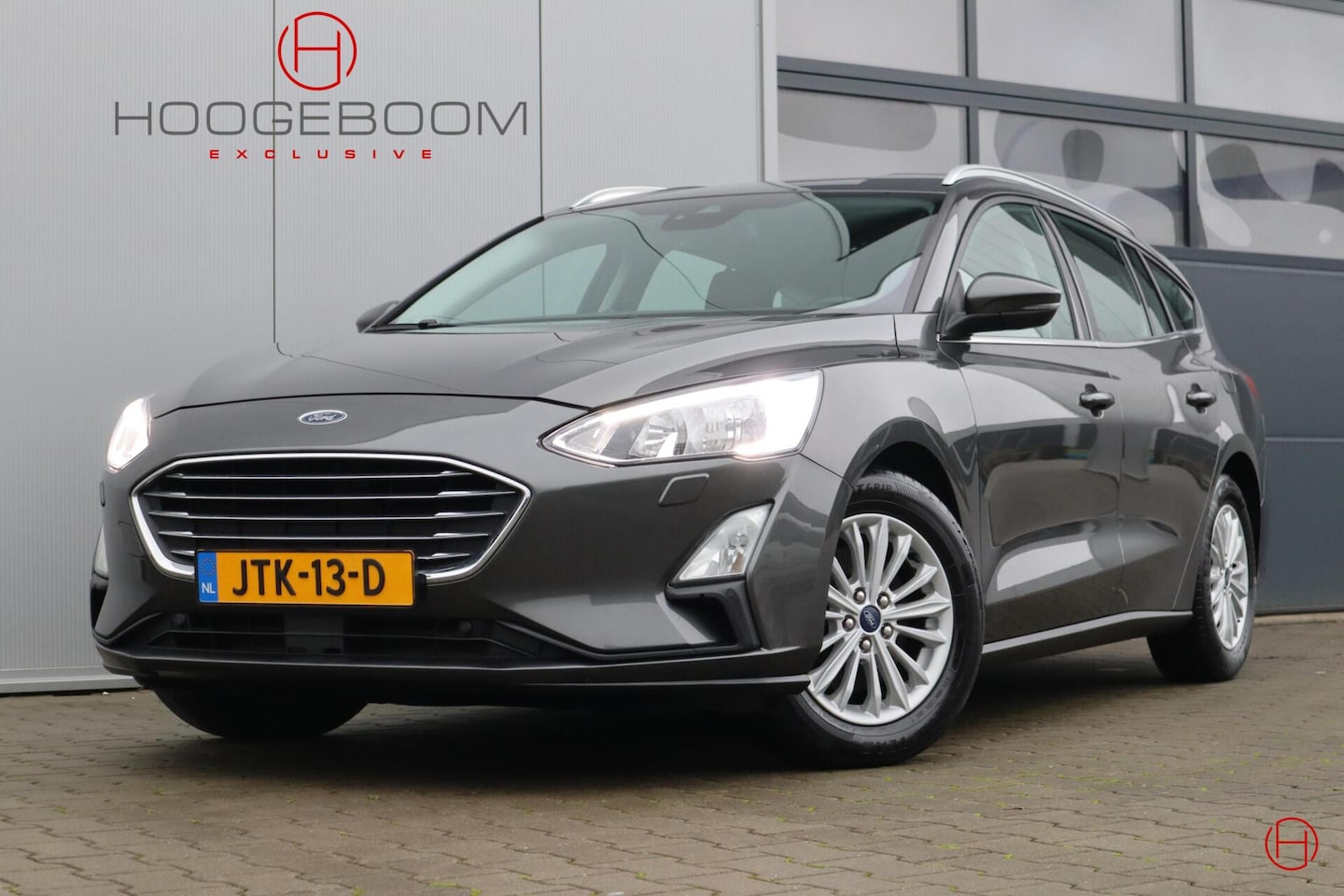 Ford Focus - 1.0 125 PK Titanium / 1e eigenaar / Stoelverwarming - AutoWereld.nl