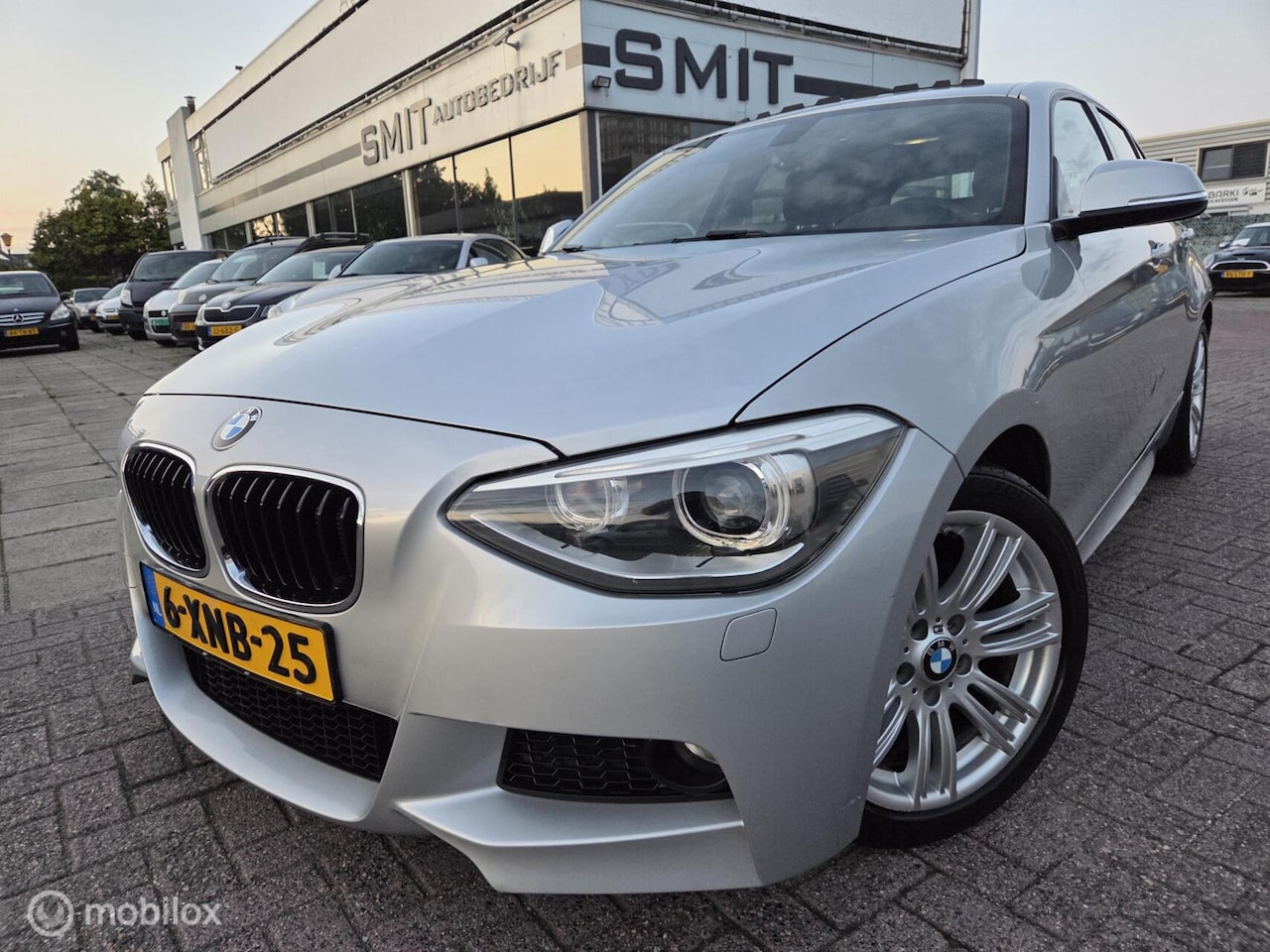 BMW 1-serie - 116i M Sport Aut/Nav/Xenon/Schuifd/NLAuto/Dealer - AutoWereld.nl