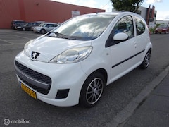 Peugeot 107 - 1.0-12V XS