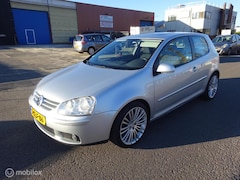 Volkswagen Golf - 1.6 Comfortline