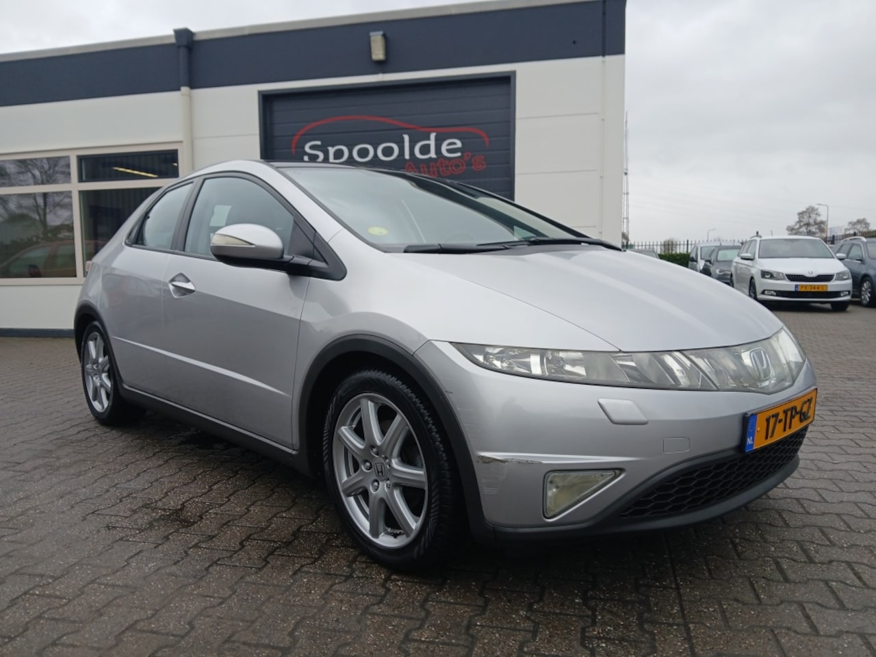 Honda Civic - 1.8 Panoramadak/Stoelverwarming/Dealer onderhouden - AutoWereld.nl