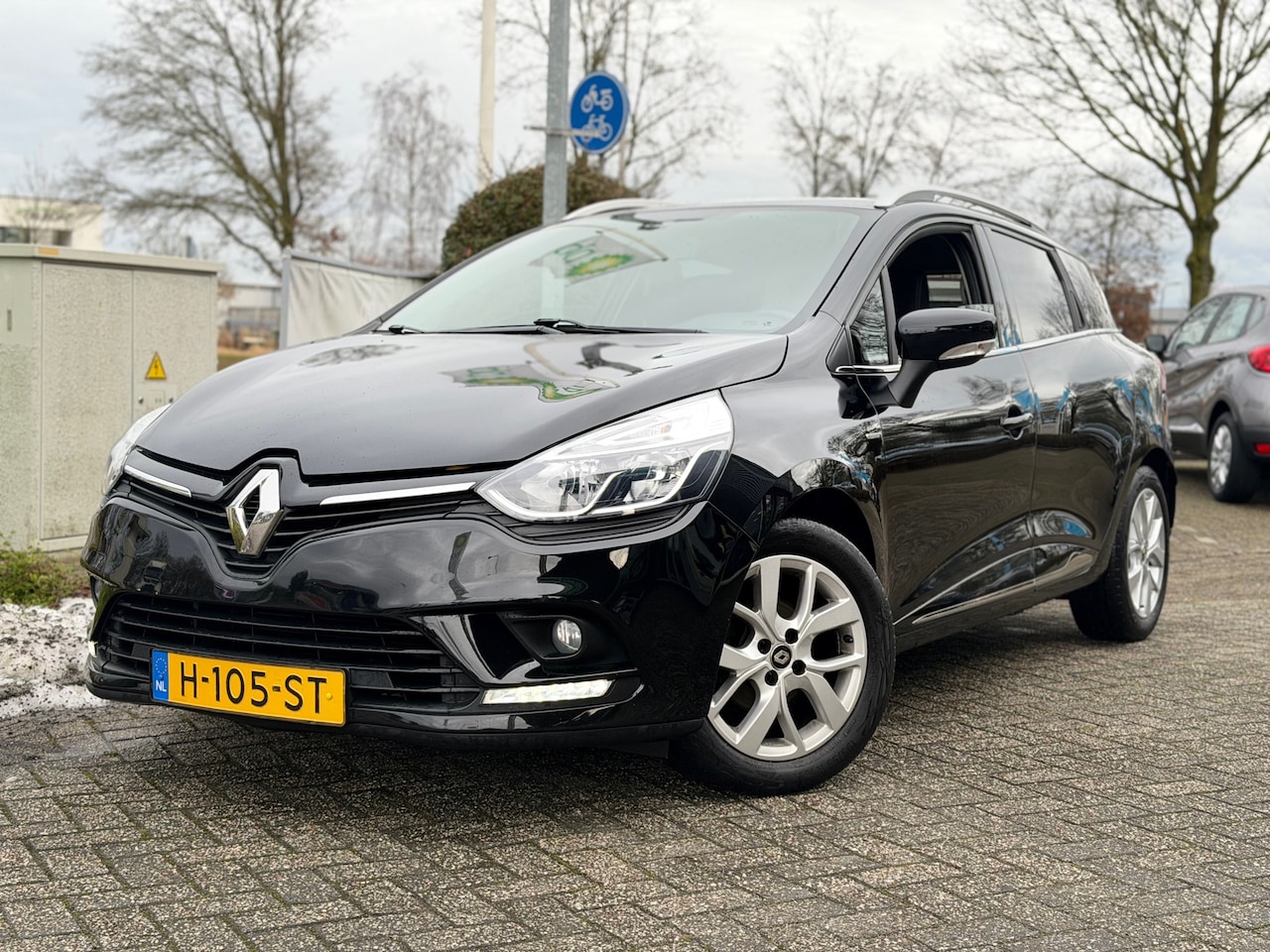 Renault Clio Estate - 0.9 TCe Limited 2e eigenaar nap - AutoWereld.nl