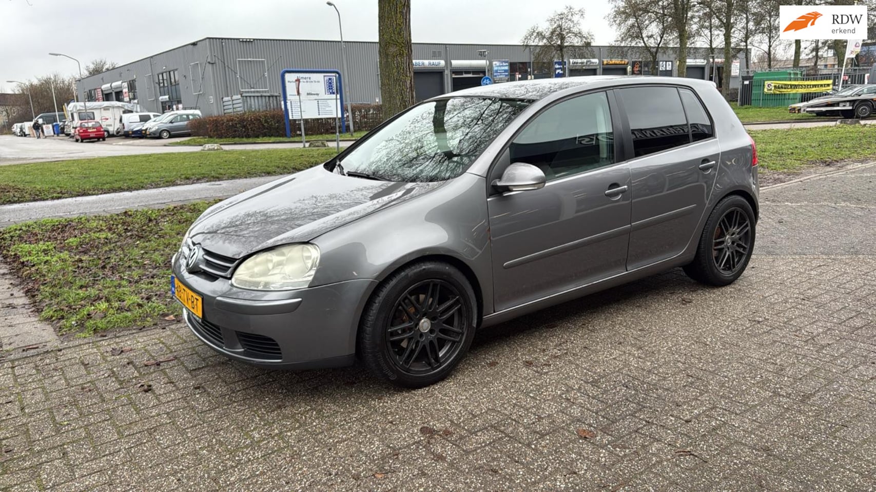 Volkswagen Golf - 1.6 FSI Optive 4 AUTOMAAT Inruil Koopje apk tot 05-2026 - AutoWereld.nl