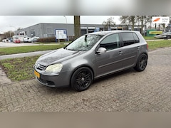 Volkswagen Golf - 1.6 FSI Optive 4 AUTOMAAT Inruil Koopje apk tot 05-2026