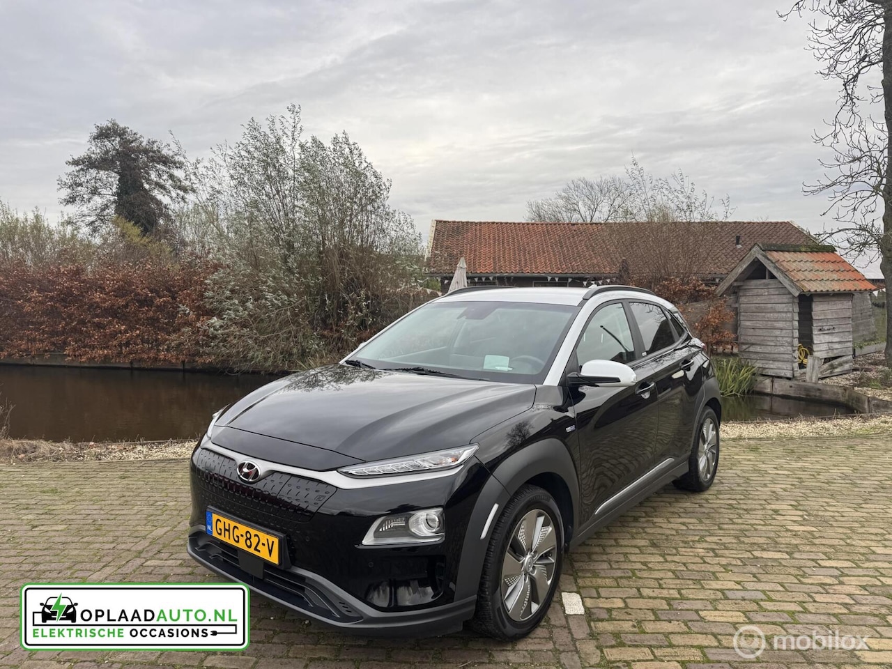 Hyundai Kona Electric - EV Premium 64 kWh | Head-up | ACC | 3-Fase - AutoWereld.nl