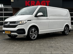 Volkswagen Transporter - 2.0 TDI L2H1 150 PK AUTOMAAT Trekhaak, 3-zits, voorruitverwarming, APPLE carplay, parkeers