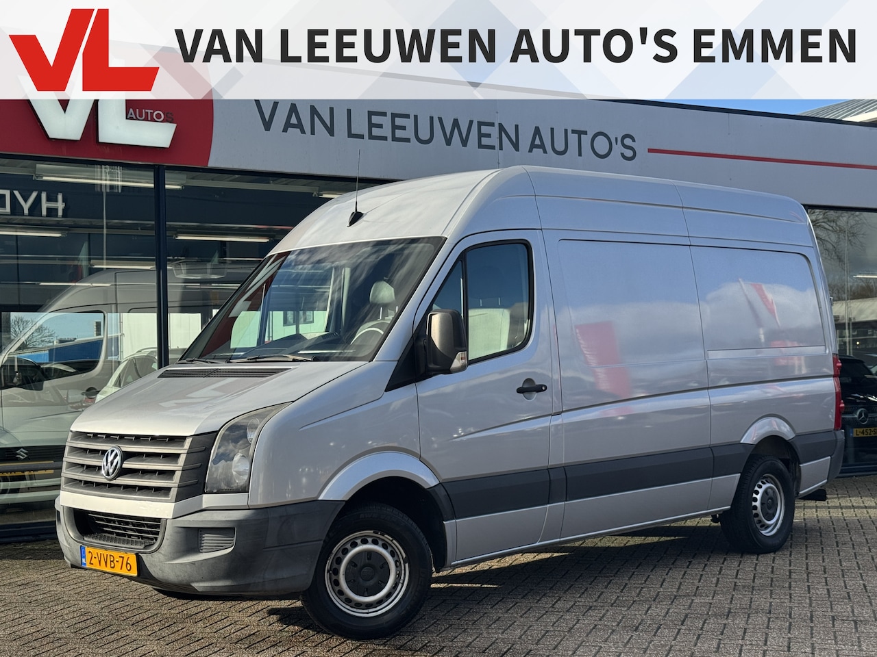 Volkswagen Crafter - 32 2.0 TDI L2H2 DC | APK 13-01-2027 | Cruise | Airco - AutoWereld.nl