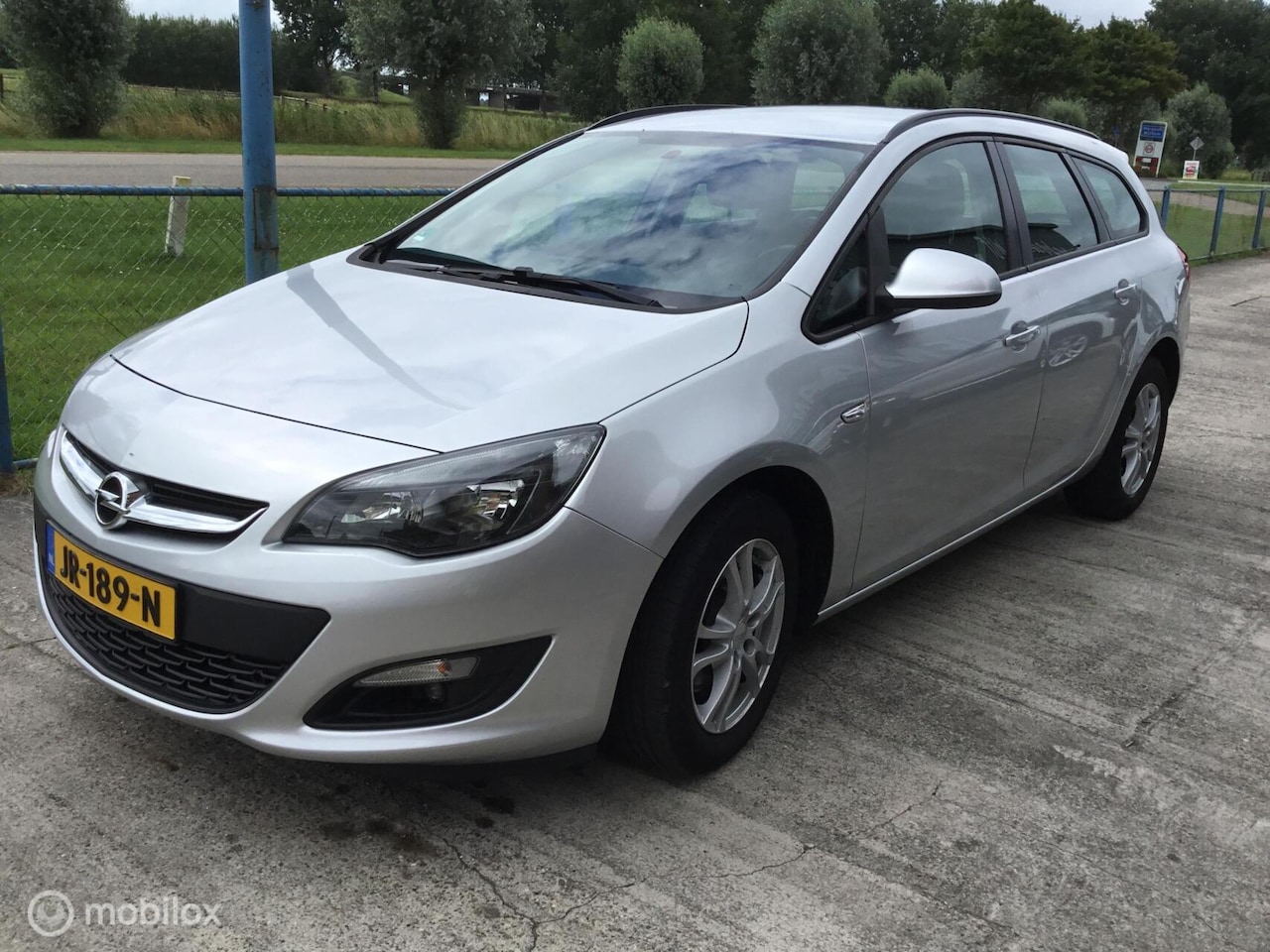 Opel Astra Sports Tourer - 1.6 CDTi Design Edition 1.6 CDTi Design Edition - AutoWereld.nl