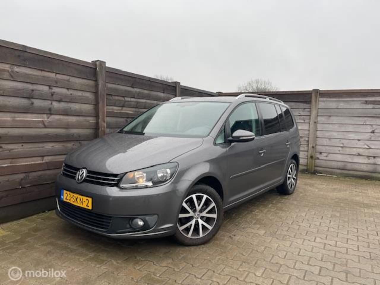 Volkswagen Touran - 1.2 TSI Highline BlueMotion Airco-Export - AutoWereld.nl