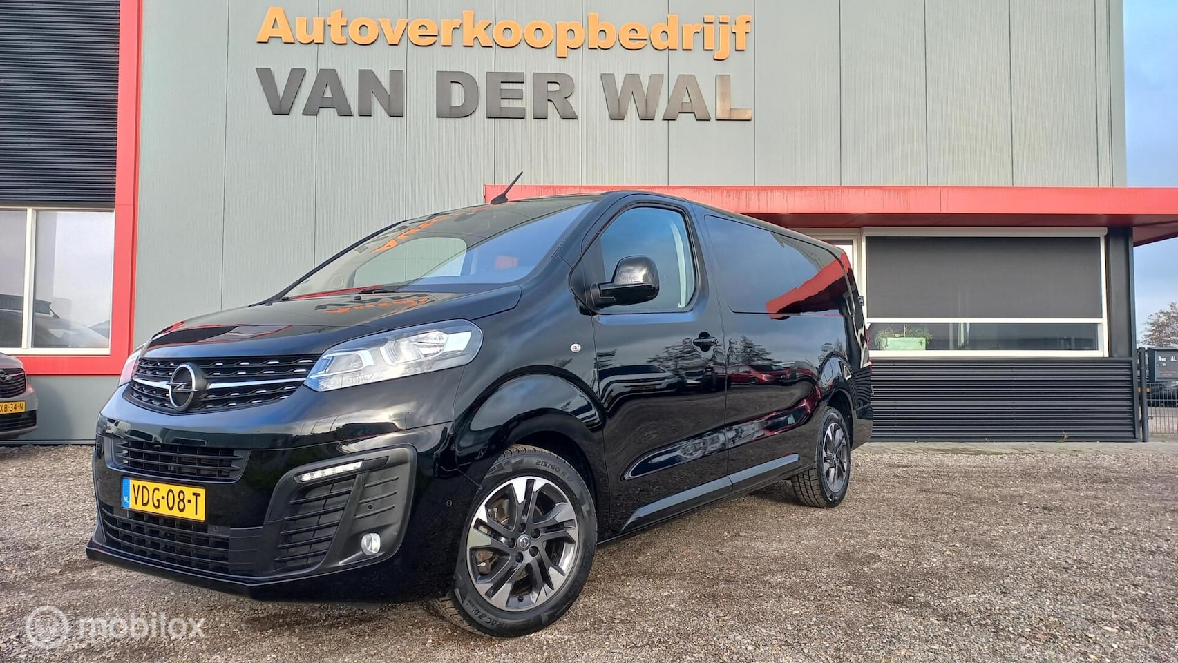 Opel Vivaro - bestel 2.0 CDTI L2H1 Innovation/DC/AUTOMAAT/177PK - AutoWereld.nl