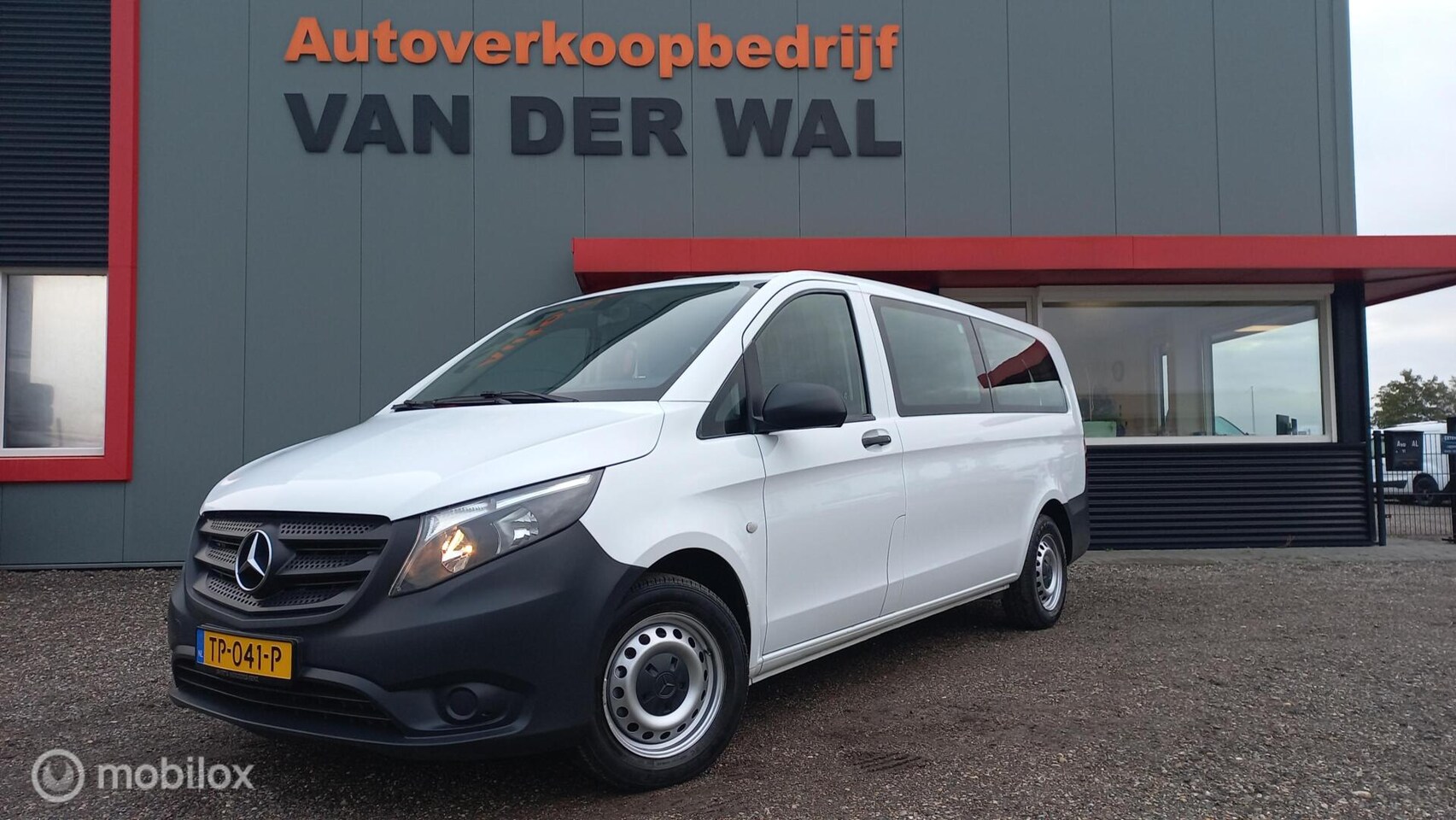 Mercedes-Benz Vito Tourer - 109 BlueTEC Base Extra Lang 9PERSOONS - AutoWereld.nl