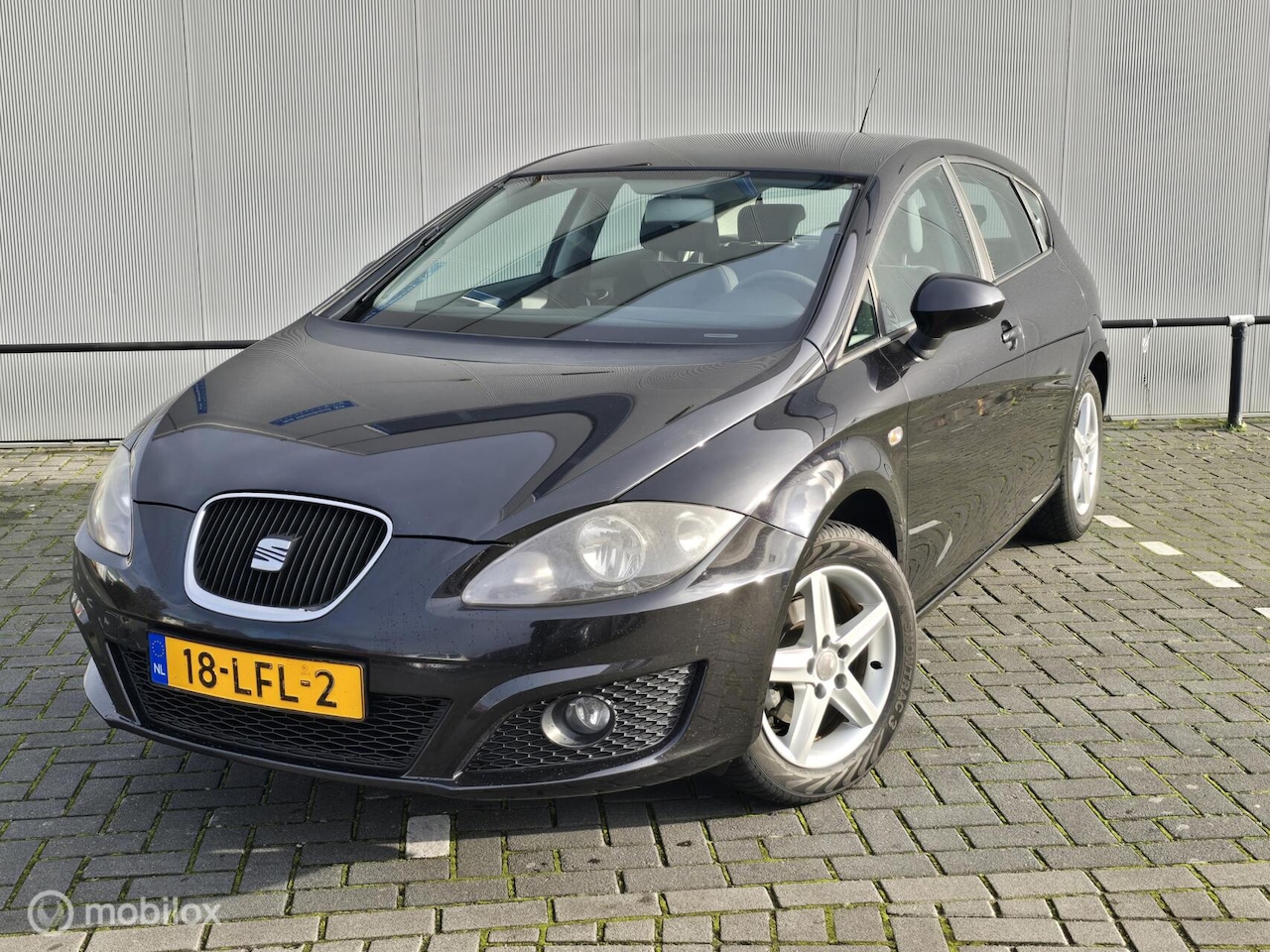 SEAT Leon - 1.6 Hattrick Airco Cruise Nieuwe APK - AutoWereld.nl
