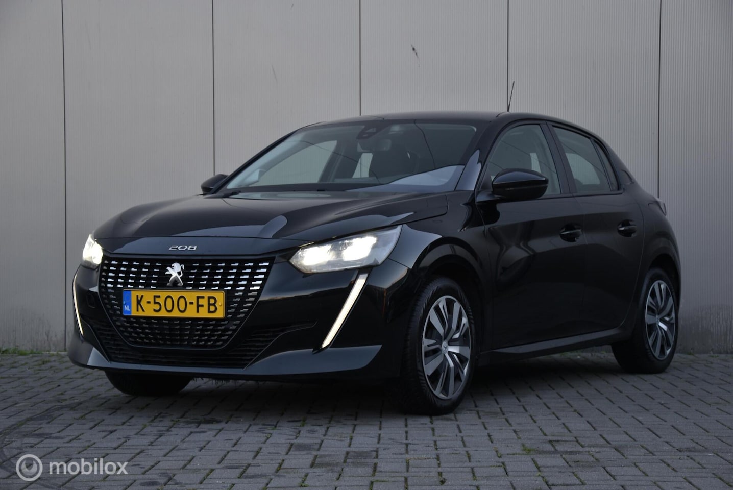Peugeot 208 - 1.2 | Carplay | Cruise| LED koplampen - AutoWereld.nl