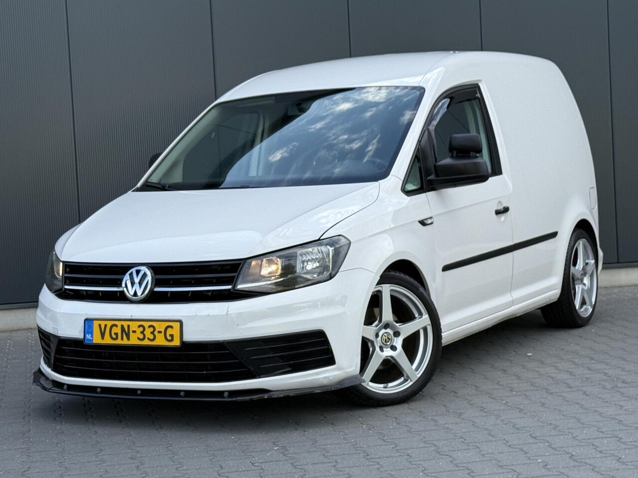 Volkswagen Caddy - Bestel 2.0 TDI L1H1 Splitter - 18 Inch - Verlaagd. - AutoWereld.nl