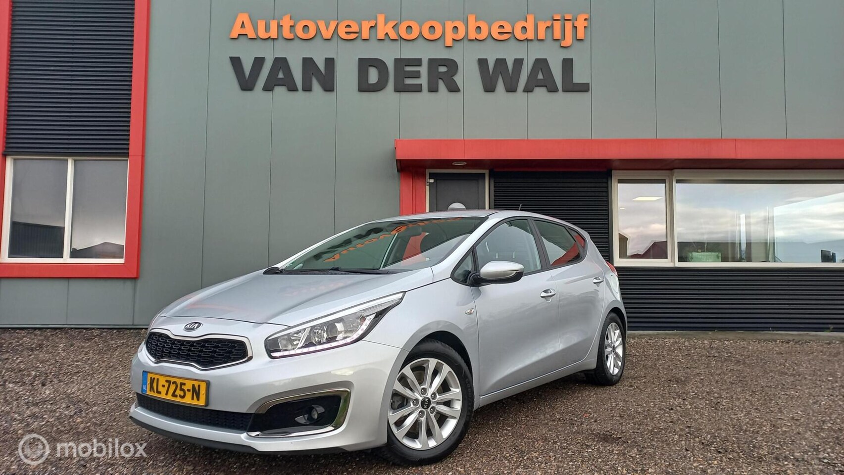Kia Cee'd - 1.6 GDI DynamicLine 1.6 GDI DynamicLine - AutoWereld.nl