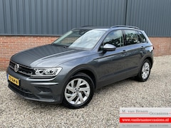 Volkswagen Tiguan - 1.4 TSI Comfortline Business/Trekhaak/Pdc/Navigatie/