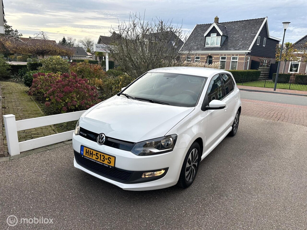 Volkswagen Polo - 1.0 95PK BlueMotion Edition BLUETOOTH AIRCO CRUISE CONTROLE PRIVACY GLAS ZEER ZUINIG!! - AutoWereld.nl