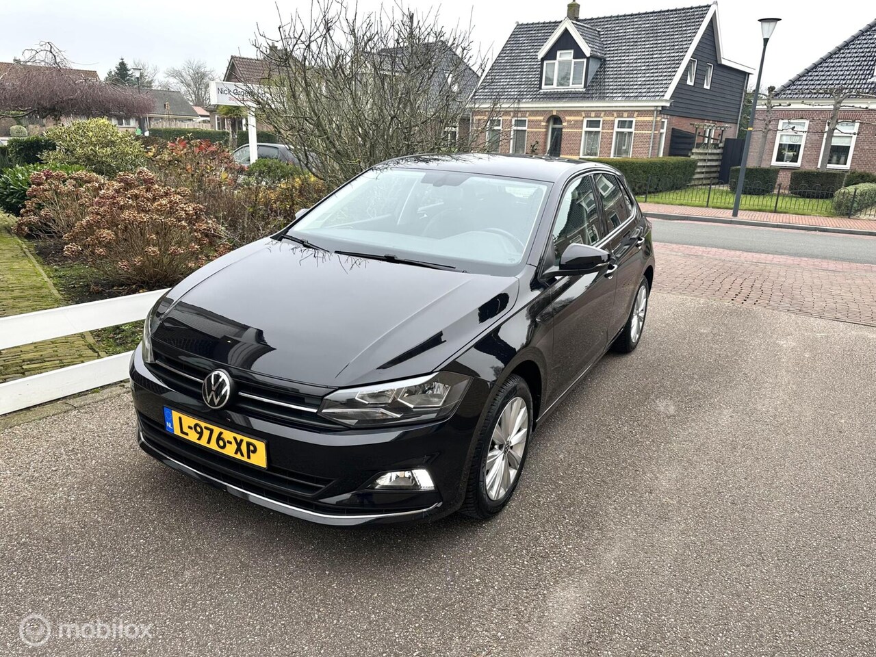 Volkswagen Polo - 1.0 TSI 95PK HIGHLINE CLIMATE CONTROLE CARPLAY ADAPTIVE CRUISE CONTROLE SFEER VERLICHTING! - AutoWereld.nl