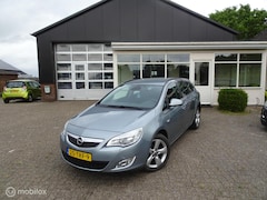 Opel Astra Sports Tourer - Tourer(CLIMA/CRUISE CONTROLL/TREKHAAK) 1.4 Turbo Edition