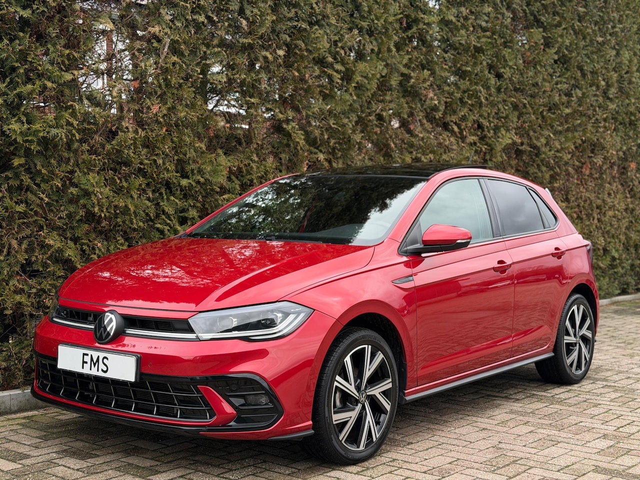 Volkswagen Polo - 1.0 TSI 2x R-Line Panorama CarPlay Camera - AutoWereld.nl