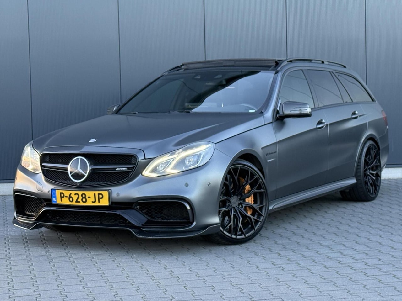 Mercedes-Benz E-klasse Estate - AMG 63 S 4MATIC Keramisch - Carbon - Designo - Bang & Olufsen - AutoWereld.nl