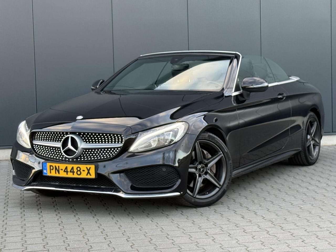 Mercedes-Benz C-klasse Cabrio - 180 AMG-Pakket Leder - Led - Navi - Keurige Staat - AutoWereld.nl