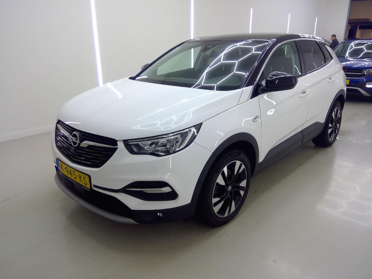 Opel Grandland X - 1.2 Turbo 130pk Aut. Business Edition - AutoWereld.nl