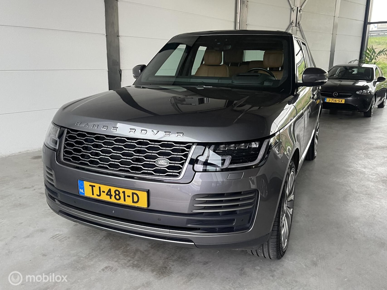 Land Rover Range Rover - 3.0 TDV6 SVAutobiography 3.0 TDV6 svautobiography - AutoWereld.nl