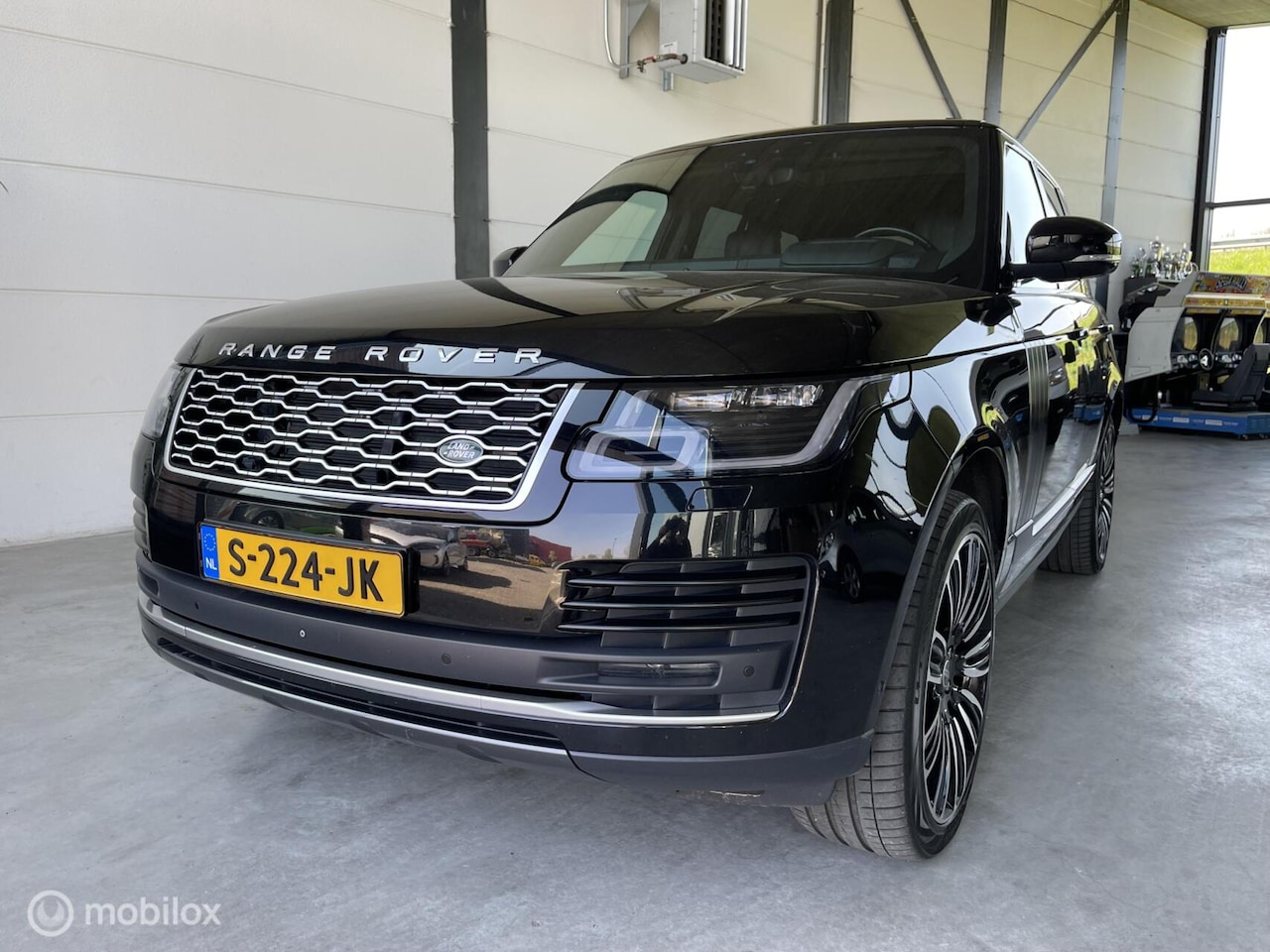 Land Rover Range Rover - 3.0 TDV6 Vogue 3.0 TDV6 vogue - AutoWereld.nl