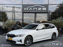BMW 3-serie Touring - 330e High Executive|Pano|Laser|HUD