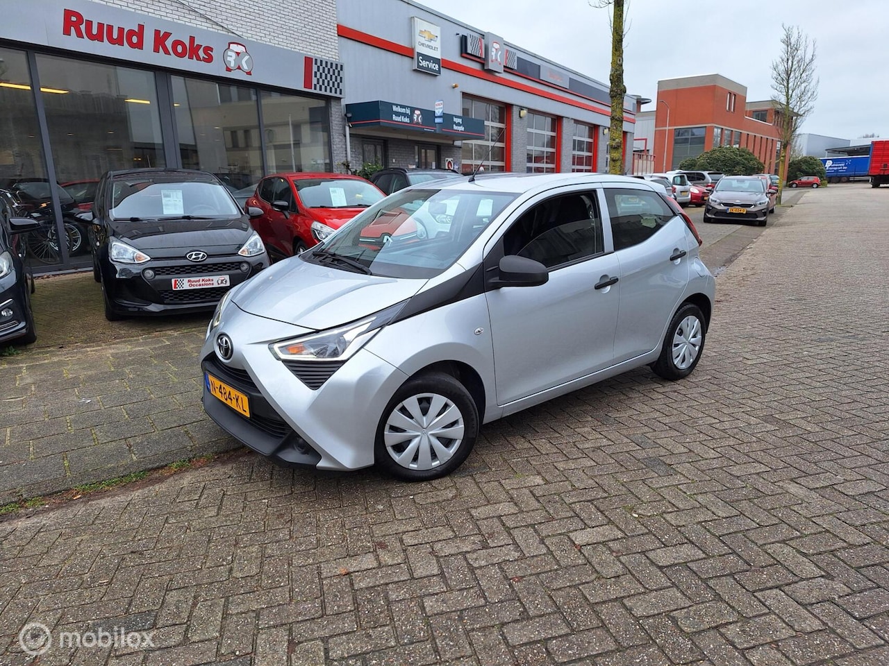 Toyota Aygo - 1.0 VVT-i x-FUN / 1e Eigenaar / Bluetooth / - AutoWereld.nl