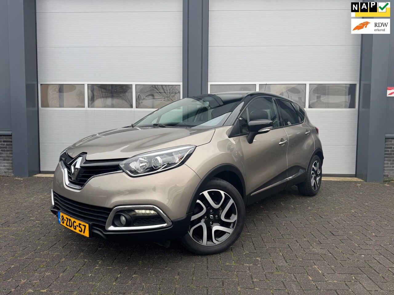 Renault Captur - 0.9 TCe Dynamique Parkeercamera Trekhaak - AutoWereld.nl