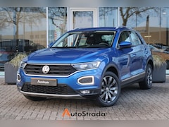 Volkswagen T-Roc - 1.5 Sport TSI 150pk | Virtual | LED | Camera | Beats | Climate | Adaptive | Carplay | Navi