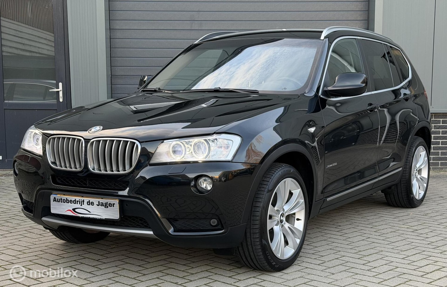 BMW X3 - xDrive35i High Executive/ O. HISTORIE/ LEDEREN BEKL./ - AutoWereld.nl