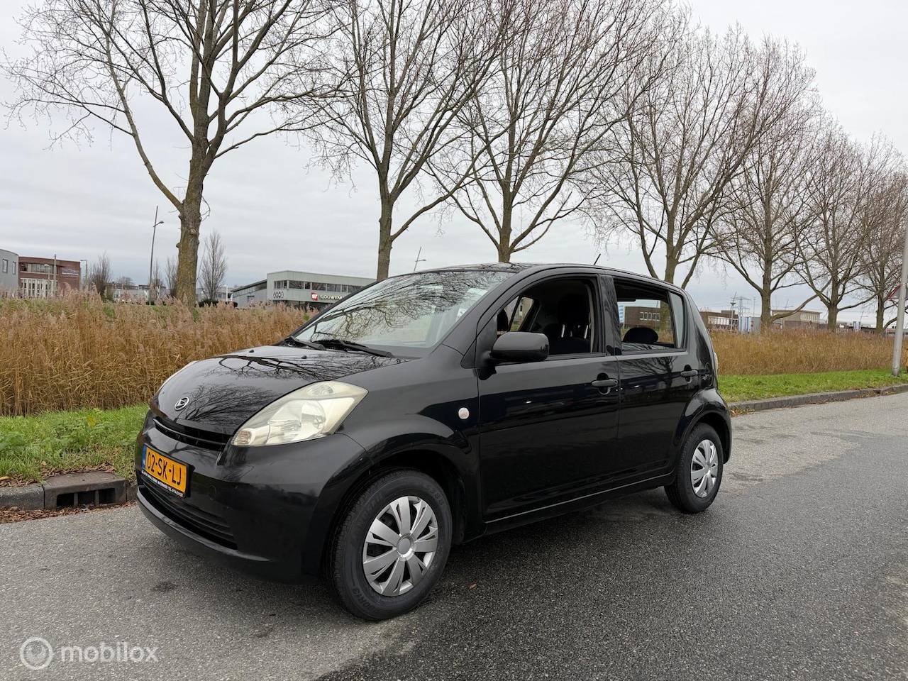 Daihatsu Sirion 2 - 1.0-12V Trend 1.0-12V Trend - AutoWereld.nl