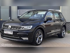 Volkswagen Tiguan - 2.0 TSI 4Motion R-LINE/ DEALER ONDERHOUDEN