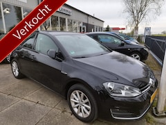 Volkswagen Golf - 1.0 TSI Comfortline * 110 PK * 6-bak * PDC * Bluetooth * MF stuurwiel * cruise