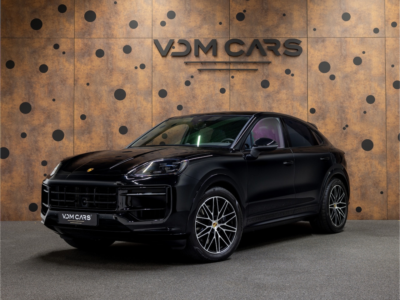 Porsche Cayenne Coupé - 3.0 E-Hybrid | SportDesign | 18-weg | Luchtvering | BOSE | ACC | - AutoWereld.nl