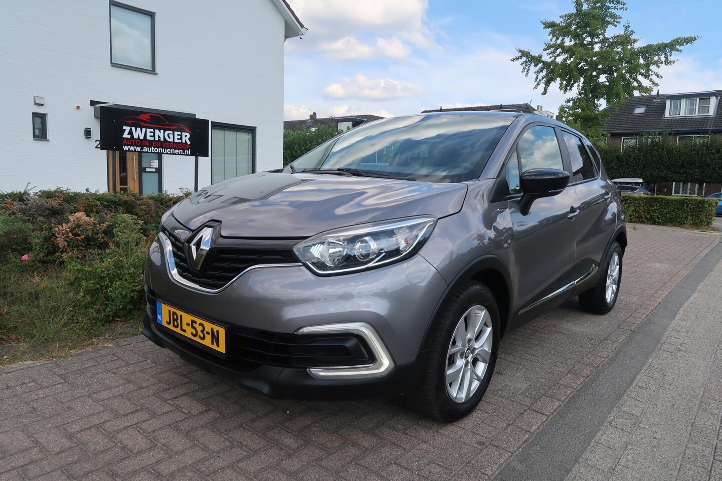 Renault Captur - 0.9 TCe NAVIGATIE|KEYLESS|PDC|AIRCO|BLUETOOTH|DEALER ONDERHOUDEN - AutoWereld.nl