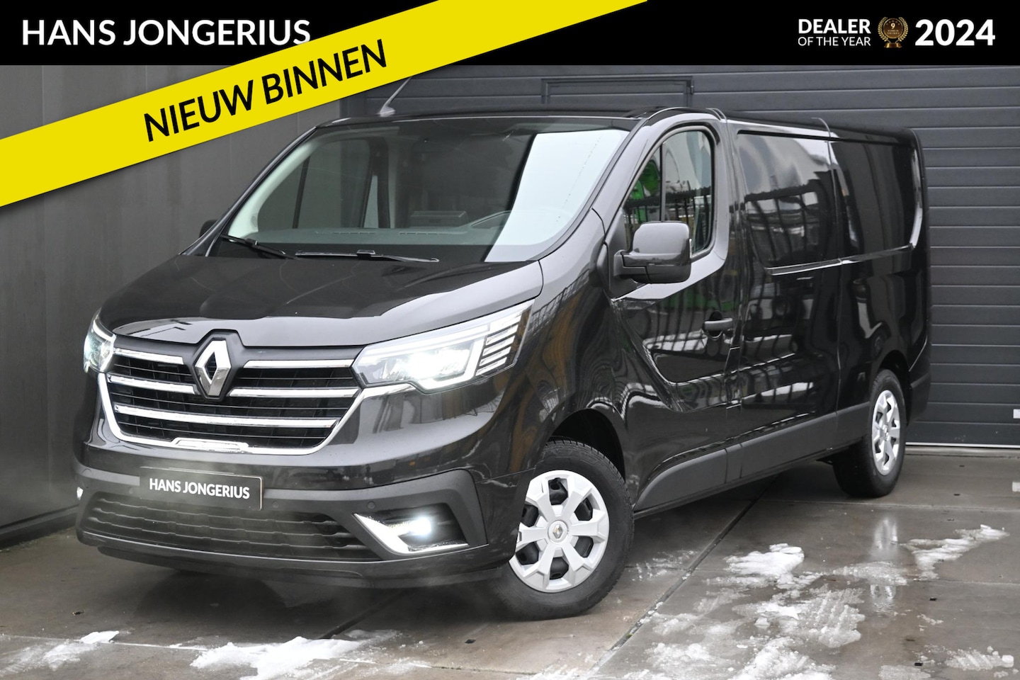Renault Trafic - 2.0 dCi 130 T30 L2H1 Work Edition | TREKHAAK | CAMERA | APPLECARPLAY/ANDROIDAUTO | AIRCO | - AutoWereld.nl