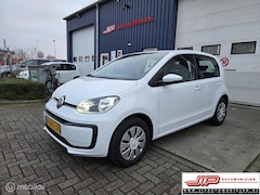 Volkswagen Up! - 1.0 airco, camera, cruise control,
