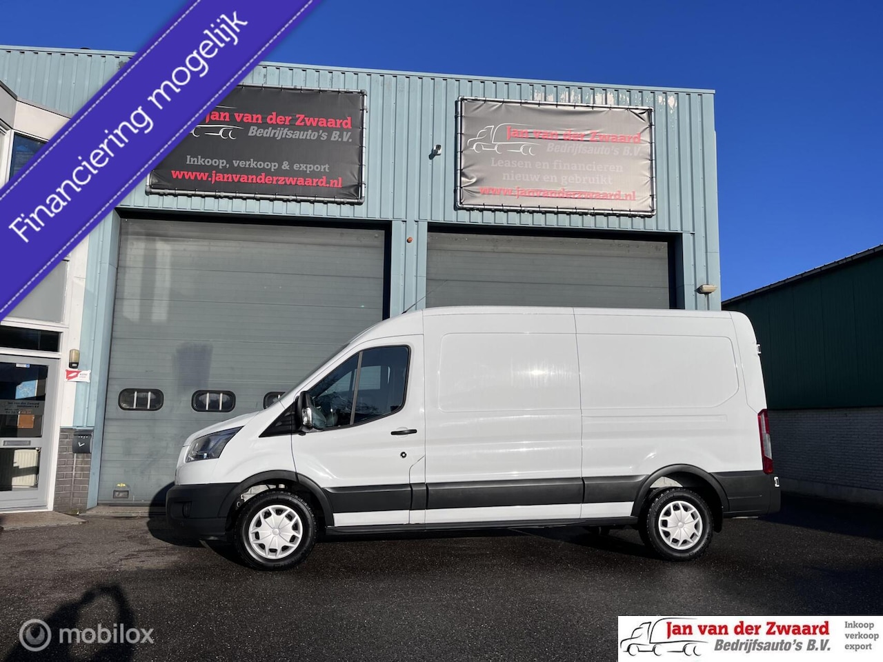 Ford Transit - 350 2.0 TDCI L3H2 Trend Achterwiel aangedreven - AutoWereld.nl