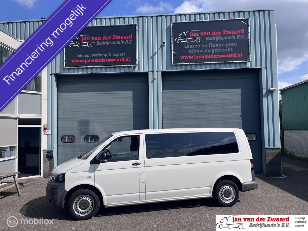 Volkswagen Transporter Kombi - 9 persoons 2.0 TDI L2H1 BM Comfortline - AutoWereld.nl