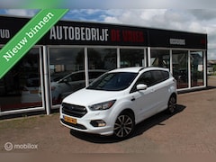 Ford Kuga - 1.5 EcoBoost ST Line 4WD Xenon/Leder/Carplay/Trekhaak