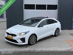 Kia Pro cee'd - ProCeed 1.6 T-GDI 205pk GT Pano.Dak 18inch LM JBL Keyles