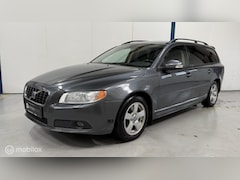 Volvo V70 - 2.5FT Momentum AUTOMAAT / YOUNGTIMER