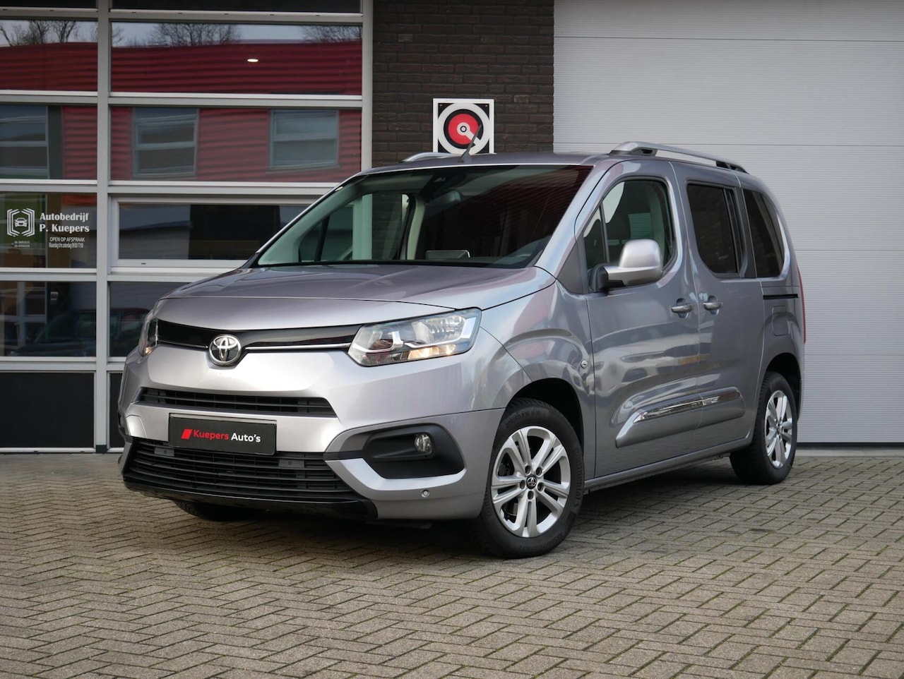 Toyota ProAce City Verso - 1.2 Turbo Dynamic Navi+Bt| Camera - AutoWereld.nl