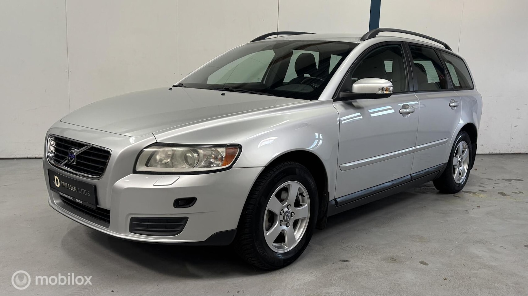 Volvo V50 - 1.8F Kinetic YOUNGTIMER - AutoWereld.nl