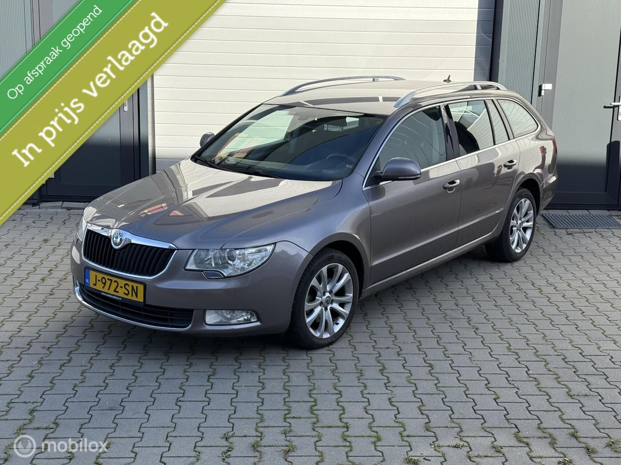 Skoda Superb Combi - 1.8 TSI Comfort Business Line 1.8 TSI Comfort Business Line - AutoWereld.nl