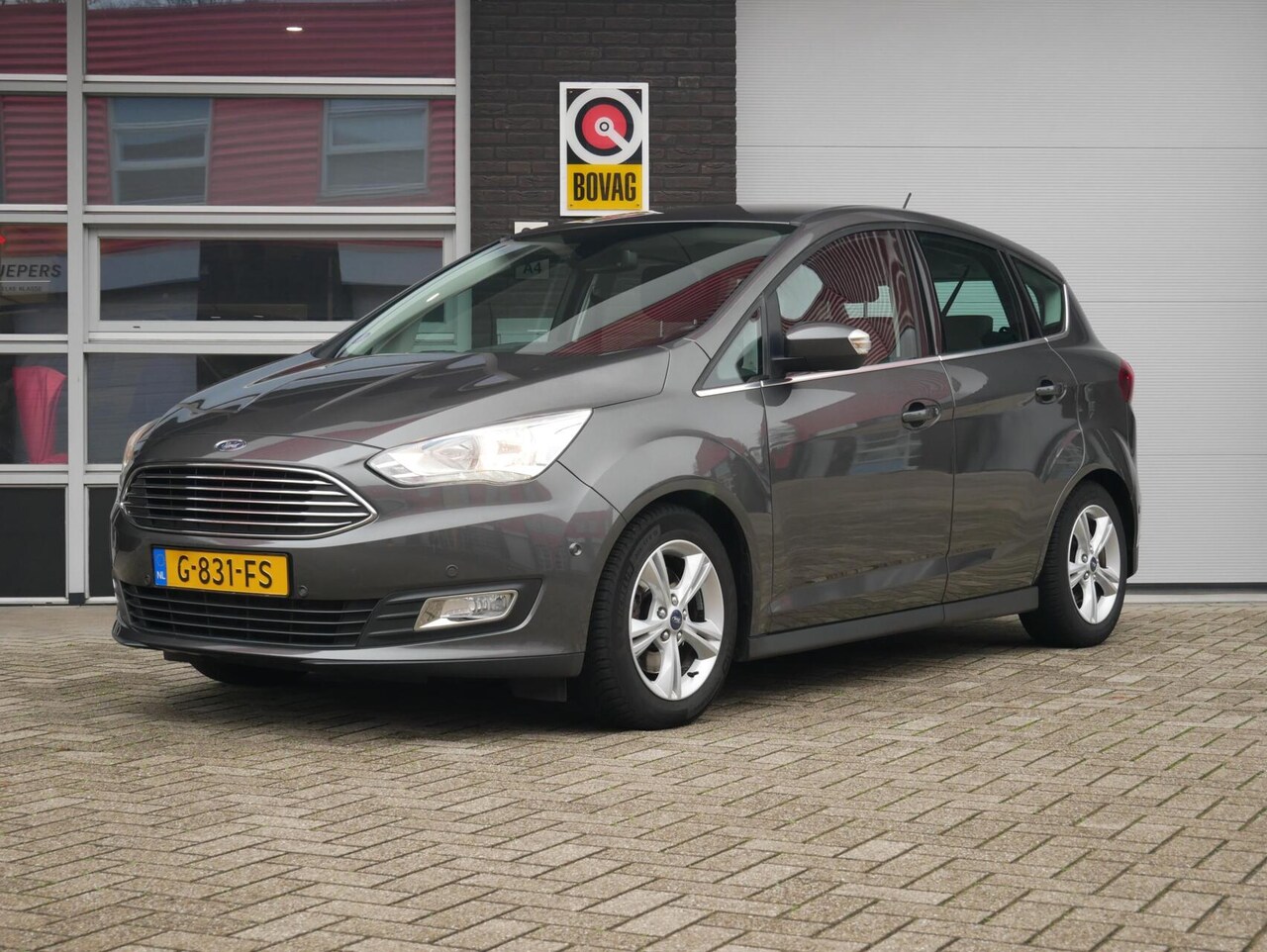 Ford C-Max - 1.5 Titanium Trekhaak| navi | Camera| Dealer onderhouden - AutoWereld.nl